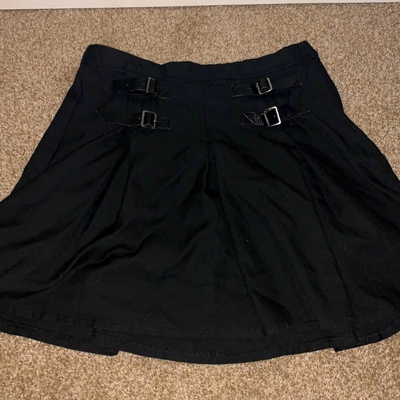 Skirt - Picture 1 of 1